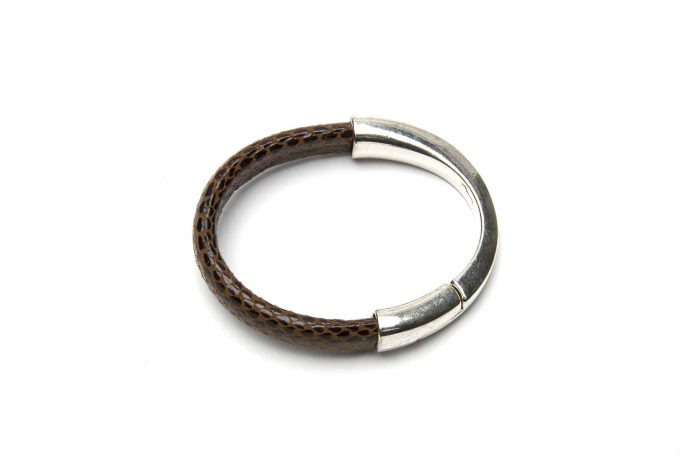 Magnetspange mit Lederband in Reptilprägung in braun